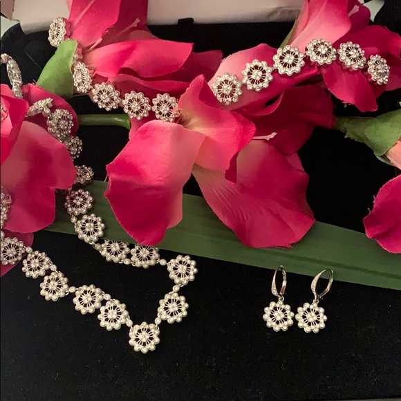 Saks Fifth Avenue Jewelry - Jewelry set